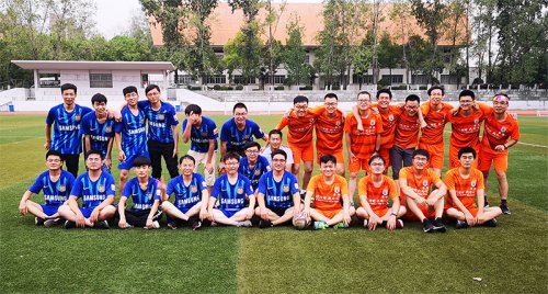 1-19110Q00616464-lp 电网服务事业部举行秋季足球赛